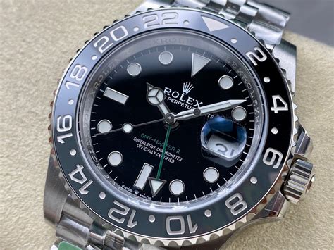 difference between rolex gmt master and gmt master ii|rolex gmt master ii bruce wayne.